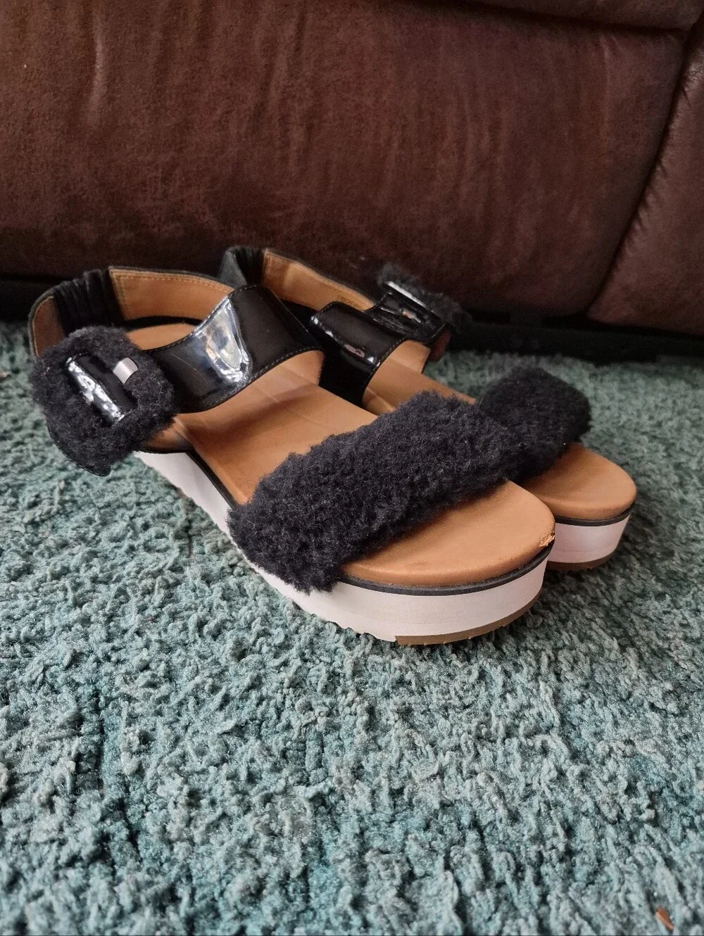 Ugg Le Fluff Sandal Platform Size 9.5